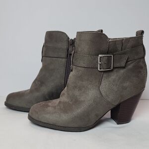 NWT Torrid Size 8W Dark Taupe Heel Bootie With Buckle Ankle Boots